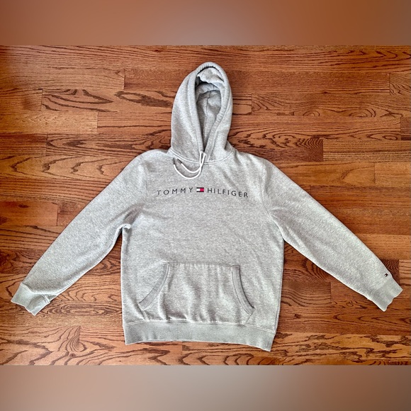 Tommy Hilfiger Sweatshirt - Picture 2 of 8